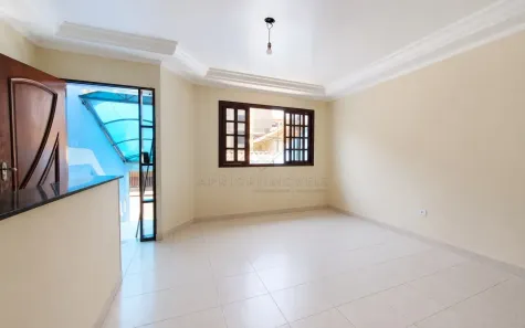 com 2 Quartos para alugar, 220m² no Vila Camilópolis, Santo André