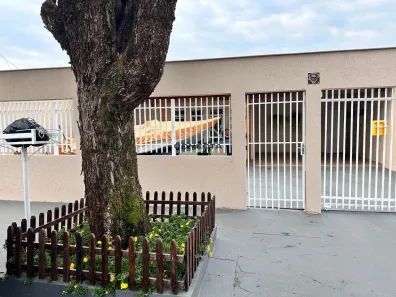 Casa com 3 Quartos à venda, 197m² no Jardim Tókio, Londrina