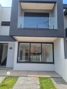 Casa com 3 Quartos para alugar, 80m² no Jansen, Gravataí