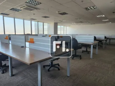 Sala Comercial para alugar, 570m² no Tamboré, Barueri