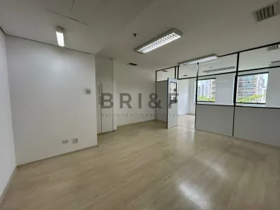 Sala Comercial à venda, 42m² no Cidade Monções, São Paulo