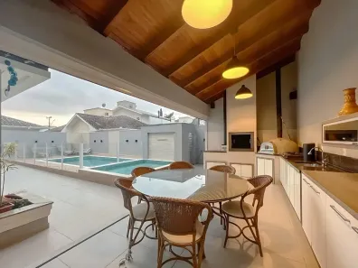 Casa com 3 Quartos à venda, 201m² no Pedra Branca, Palhoça