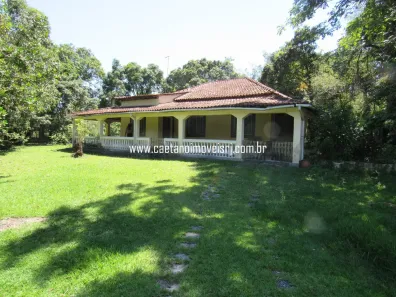 Fazenda/Sítio com 3 Quartos à venda, 8000m² no Papucaia, Cachoeiras de Macacu