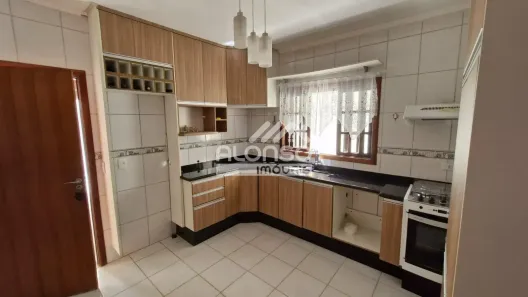 Casa de Condomínio com 2 Quartos à venda, 165m² no Jardim Rio das Pedras, Cotia
