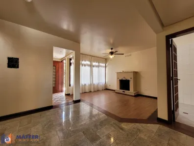 Casa com 4 Quartos à venda, 365m² no Passo da Areia, Porto Alegre