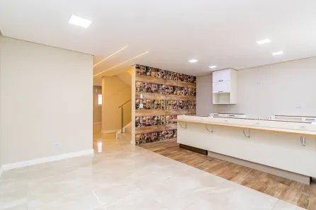 Casa com 3 Quartos à venda, 179m² no Santo Inácio, Curitiba