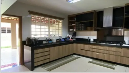 Sobrado com 5 Quartos à venda, 380m² no Parque Amazônia, Goiânia