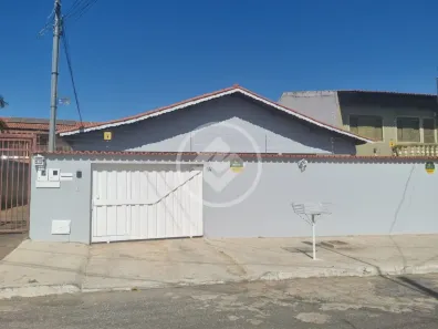 Casa com 2 Quartos à venda, 252m² no Jardim América, Goiânia