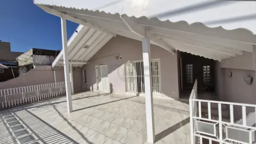 Casa com 3 Quartos à venda, 299m² no Vila Maria Luiza, Jundiaí