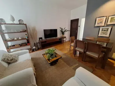 Apartamento com 2 Quartos para alugar, 50m² no Leme, Rio de Janeiro