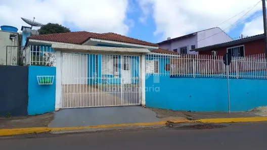 Casa com 3 Quartos à venda, 118m² no Pinheirinho, Chapecó
