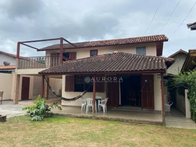 Casa com 3 Quartos à venda, 360m² no Rio Tavares, Florianópolis
