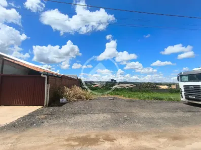 Lote/Terreno à venda, 300m² no , Hidrolândia