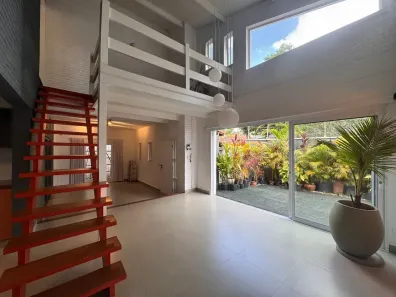 Sobrado com 3 Quartos à venda, 231m² no Vila Oliveira, Mogi das Cruzes
