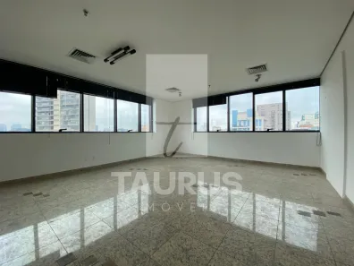 Sala Comercial para venda ou aluguel, 40m² no Vila Nova Conceição, São Paulo