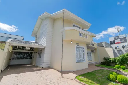 Sobrado com 4 Quartos à venda, 320m² no Centro, Campo Largo