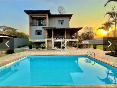 Fazenda/Sítio com 6 Quartos à venda, 700m² no Vitória Régia, Atibaia