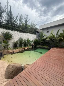 Casa de Condomínio com 5 Quartos para alugar, 450m² no Jardins Munique, Goiânia