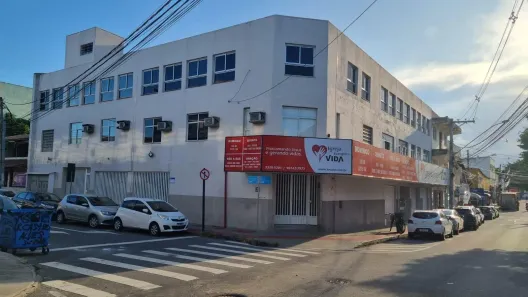 Imóvel Comercial à venda, 1784m² no Parque Residencial Laranjeiras, Serra