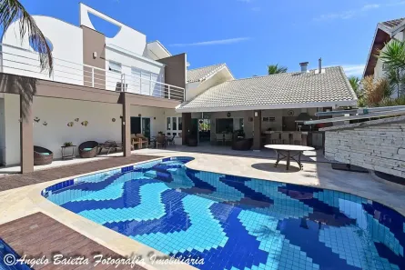 Casa de Condomínio com 5 Quartos à venda, 550m² no Bal Stella Maris, Peruíbe