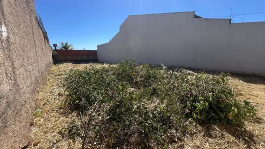 Lote/Terreno à venda, 300m² no Residencial Canadá, Goiânia