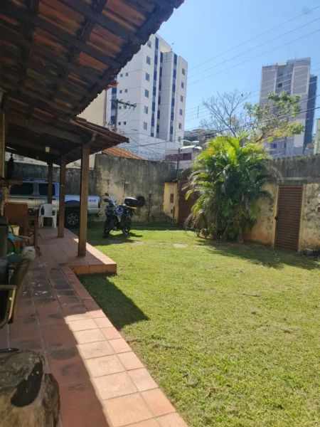 Casa com 3 quartos — Fernão Dias, Belo Horizonte