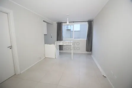 Apartamento com 2 Quartos para alugar, 70m² no Centro, Pelotas