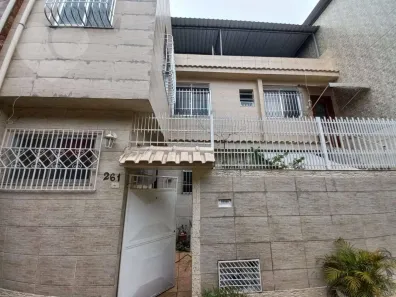 Casa com 3 Quartos à venda, 242m² no Venda da Cruz, São Gonçalo