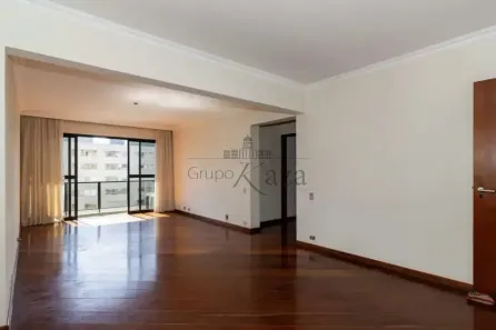 Apartamento com 3 Quartos à venda, 152m² no Vila Uberabinha, São Paulo