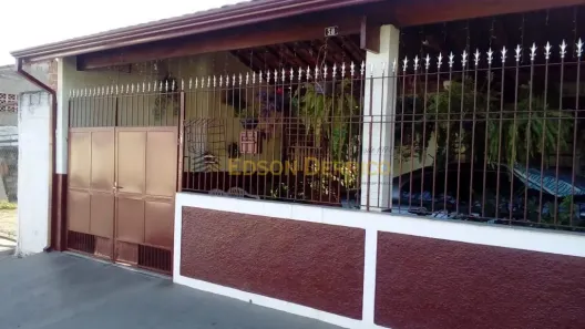 Casa com 4 Quartos à venda, 247m² no Parque São Domingos, Pindamonhangaba