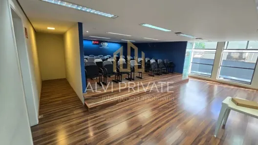 Prédio Comercial para venda ou aluguel, 1085m² no Vila Romana, São Paulo