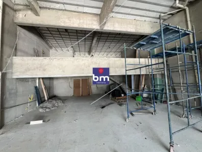 Galpão/Depósito/Armazém para alugar, 280m² no Vila das Belezas, São Paulo