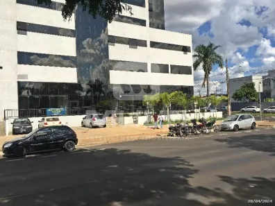 Sala Comercial com 1 Quarto à venda, 272m² no Tibery, Uberlândia