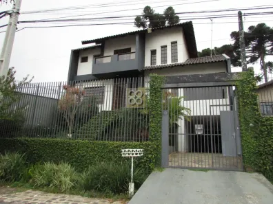 Casa com 3 Quartos para alugar, 254m² no Santa Cândida, Curitiba