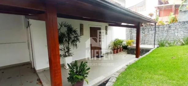 Casa de Condomínio com 4 Quartos à venda, 260m² no Mata Paca, Niterói