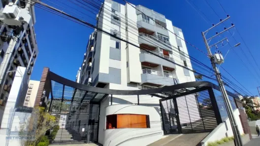 Apartamento com 2 Quartos para alugar, 86m² no Pantanal, Florianópolis