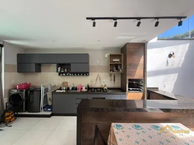 Casa com 3 Quartos à venda, 133m² no São Lucas, Volta Redonda