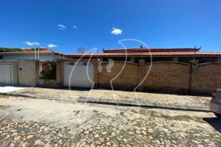 Casa com 5 Quartos à venda, 405m² no , Beberibe
