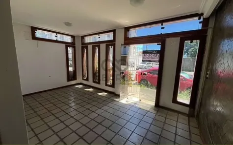 Prédio Comercial com 8 Quartos para alugar, 158m² no Pontal, Ilhéus