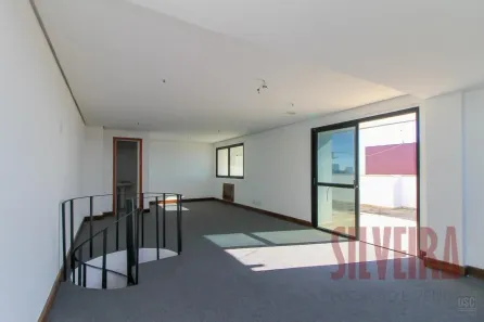 Sala Comercial à venda, 189m² no Três Figueiras, Porto Alegre