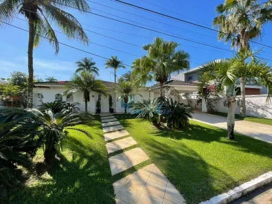 Casa de Condomínio com 5 Quartos à venda, 500m² no Jardim Acapulco, Guarujá
