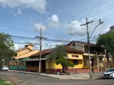 Casa com 3 Quartos à venda, 275m² no Jardim Itu, Porto Alegre