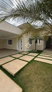 Casa com 3 Quartos à venda, 166m² no Independência, Montes Claros