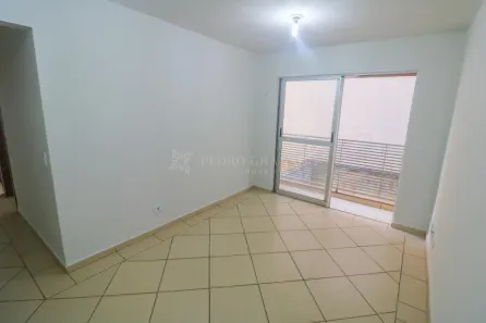 Apartamento com 2 Quartos para alugar, 56m² no Zona 07, Maringá