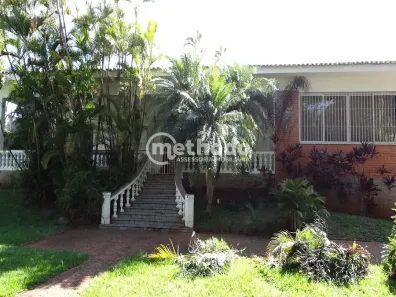 Imóvel Comercial com 7 Quartos para alugar, 750m² no Parque Taquaral, Campinas