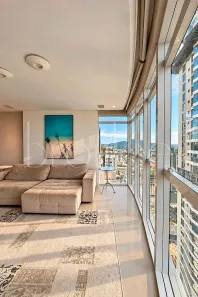 Apartamento com 3 Quartos para alugar, 128m² no Centro, Balneário Camboriú