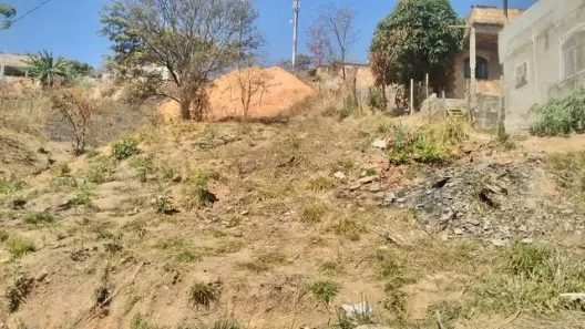 Lote/Terreno à venda, 420m² no Icaivera, Contagem