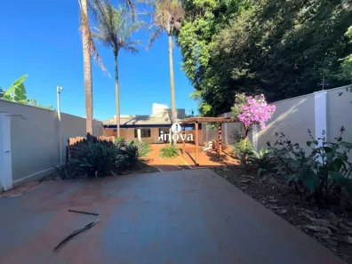 Casa com 3 Quartos à venda, 264m² no Vila Olímpica, Uberaba
