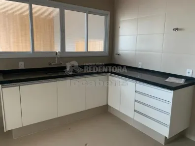 Sobrado com 4 Quartos à venda, 380m² no Boa Vista, São José do Rio Preto