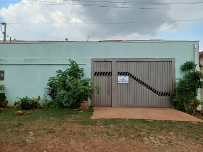 Casa com 2 Quartos à venda, 170m² no Residencial Ramez Tebet, Campo Grande